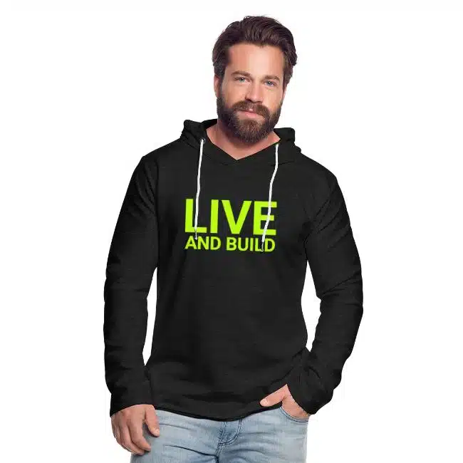 hombre con un saco